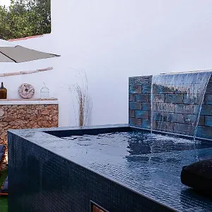 Casa Rustica Em - Karmea Hébergement de vacances